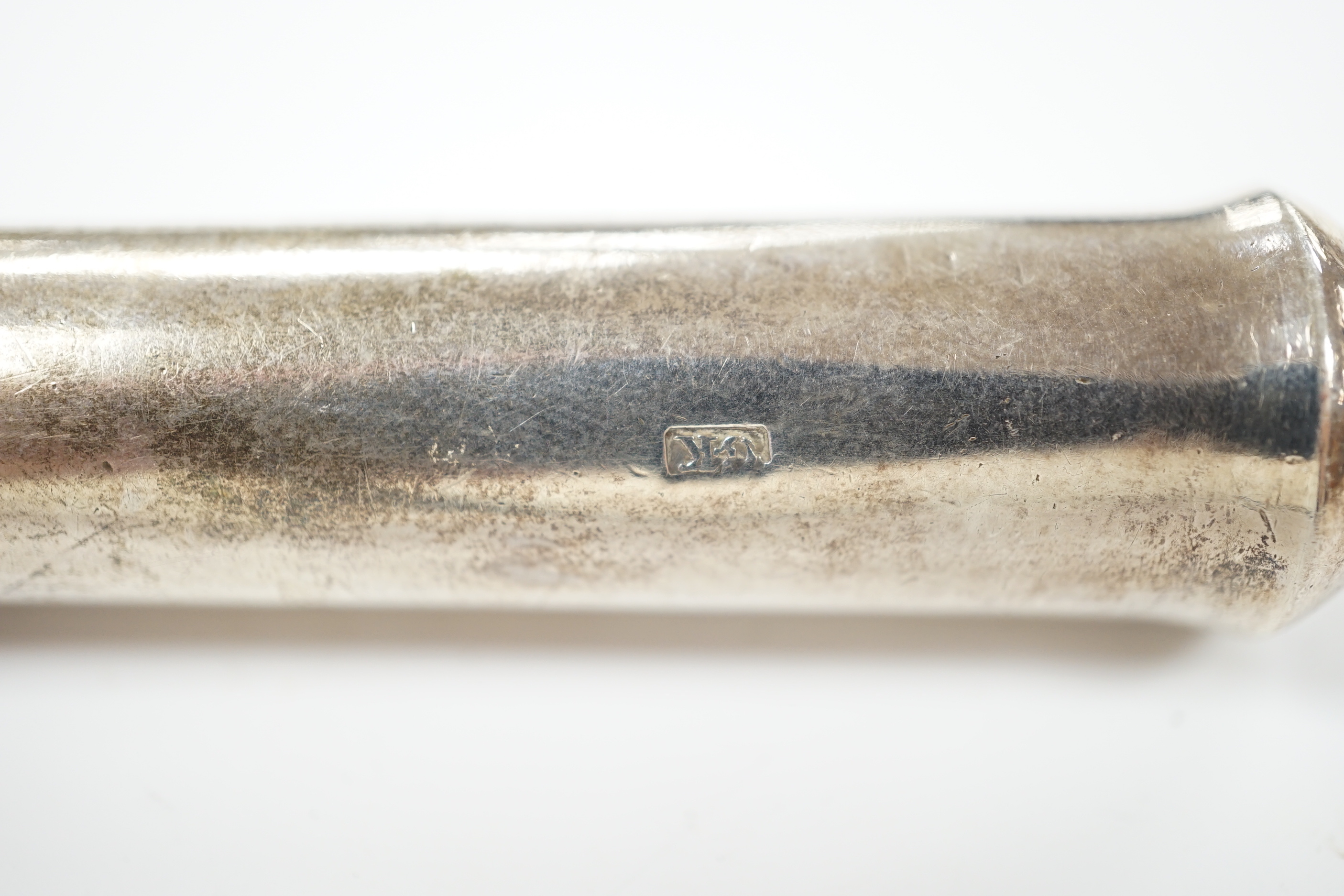 A George III silver travelling apple corer, George Knight, London, 1818, 84mm.